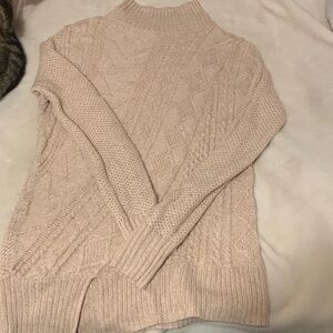 Women's Cable Knit Sweater - light pink